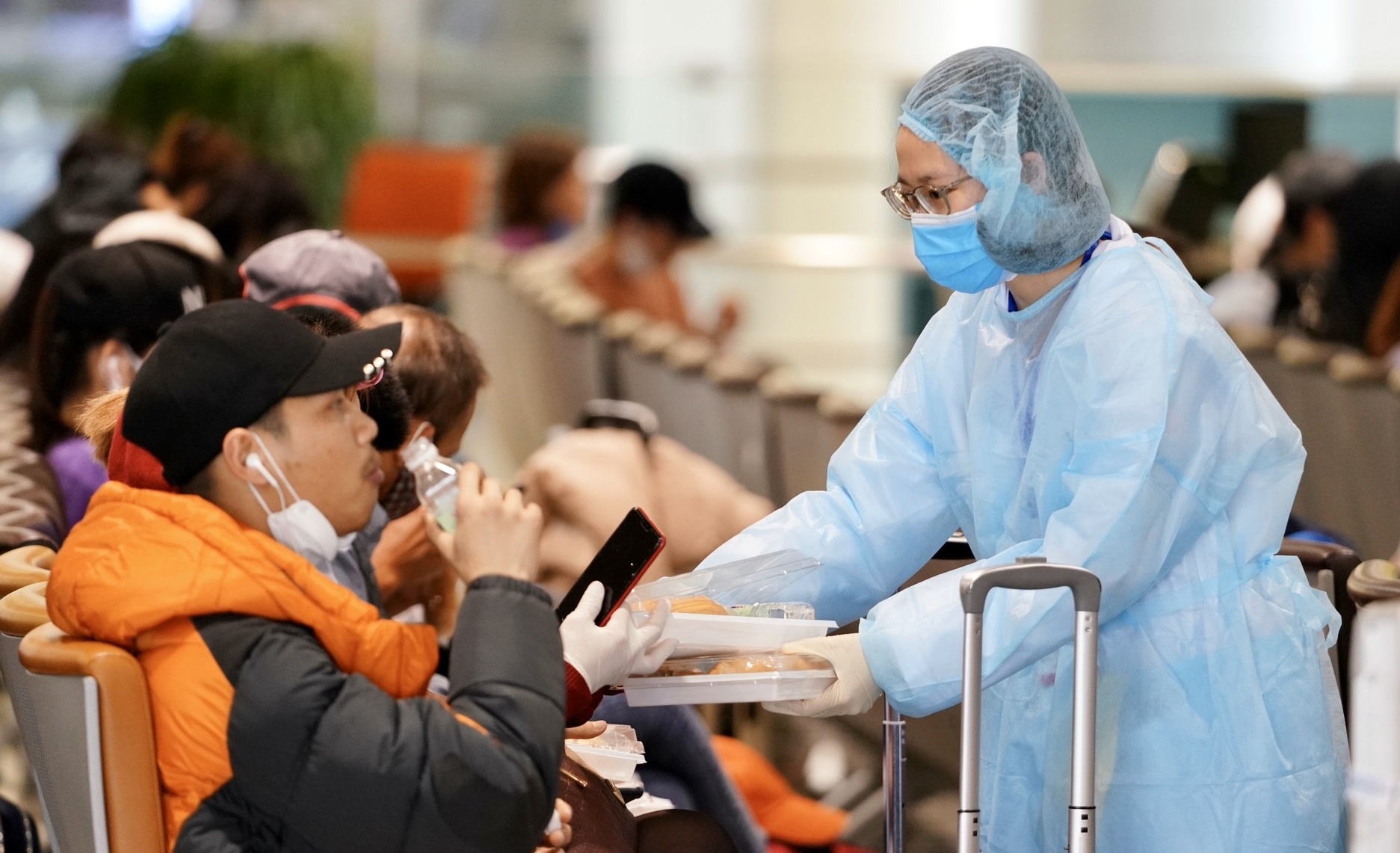 cach ly hanh khach vung dich anh 1