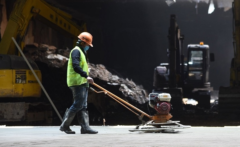 Thi cong ga ngam metro Nhon voi bien phap phong dich chat che hinh anh