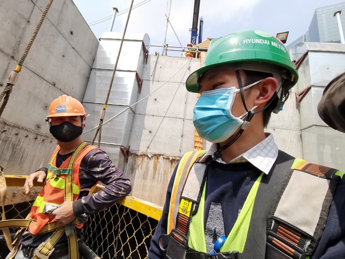 ga ngam metro Nhon - Ga Ha Noi anh 3