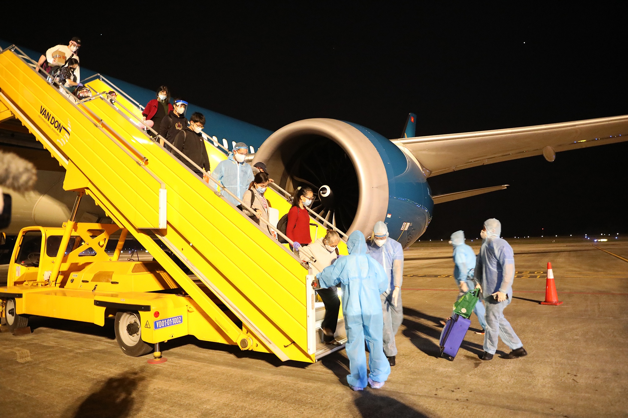 Chuyến bay thẳng ảnh 3 Chuyen bay thang anh 3