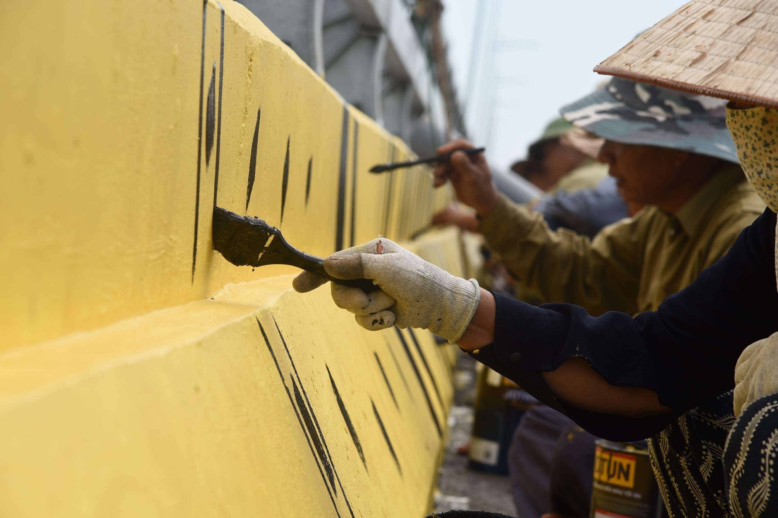 khanh thanh cau Thinh Long anh 8