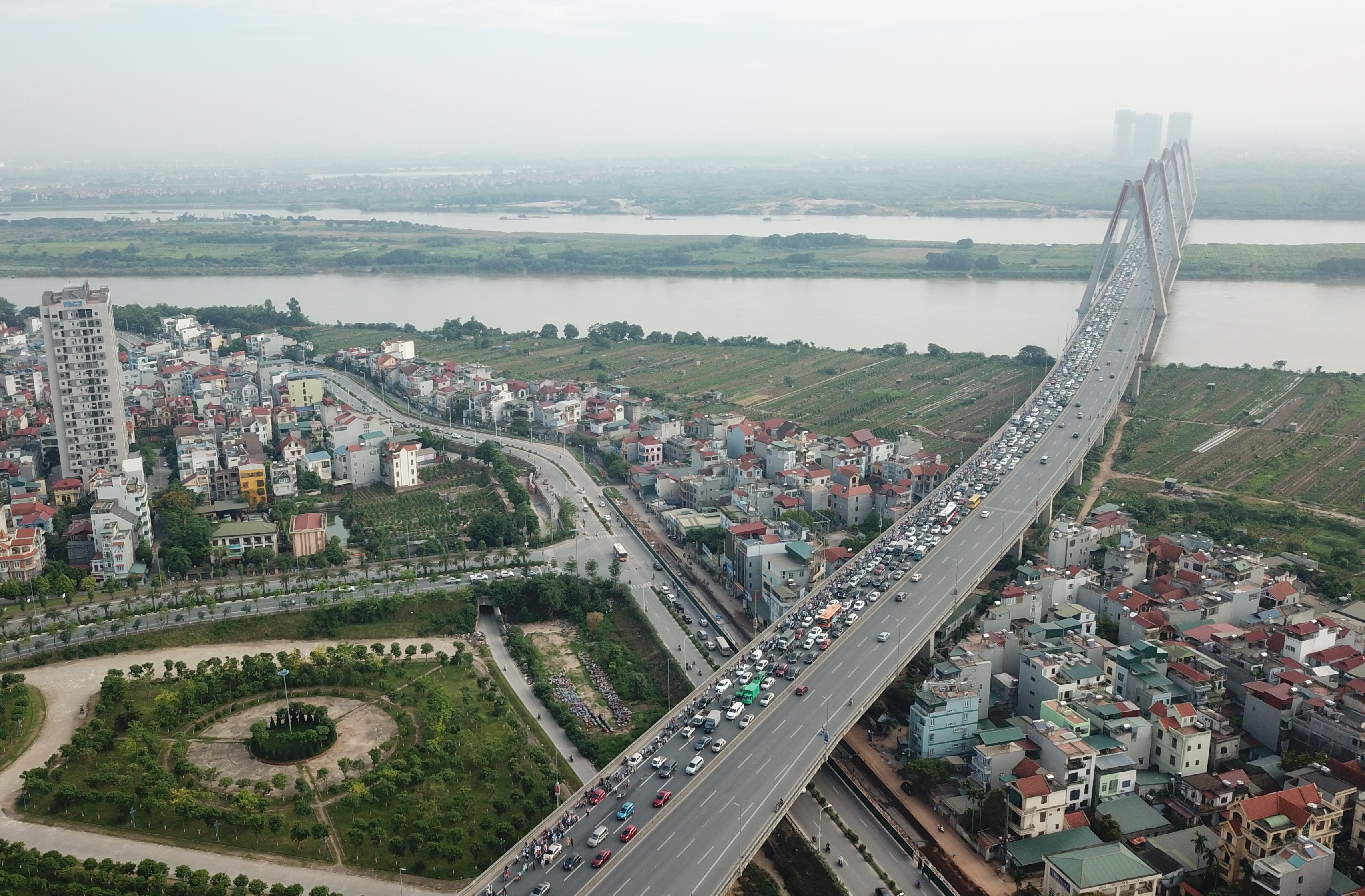 tac cau Nhat Tan anh 6