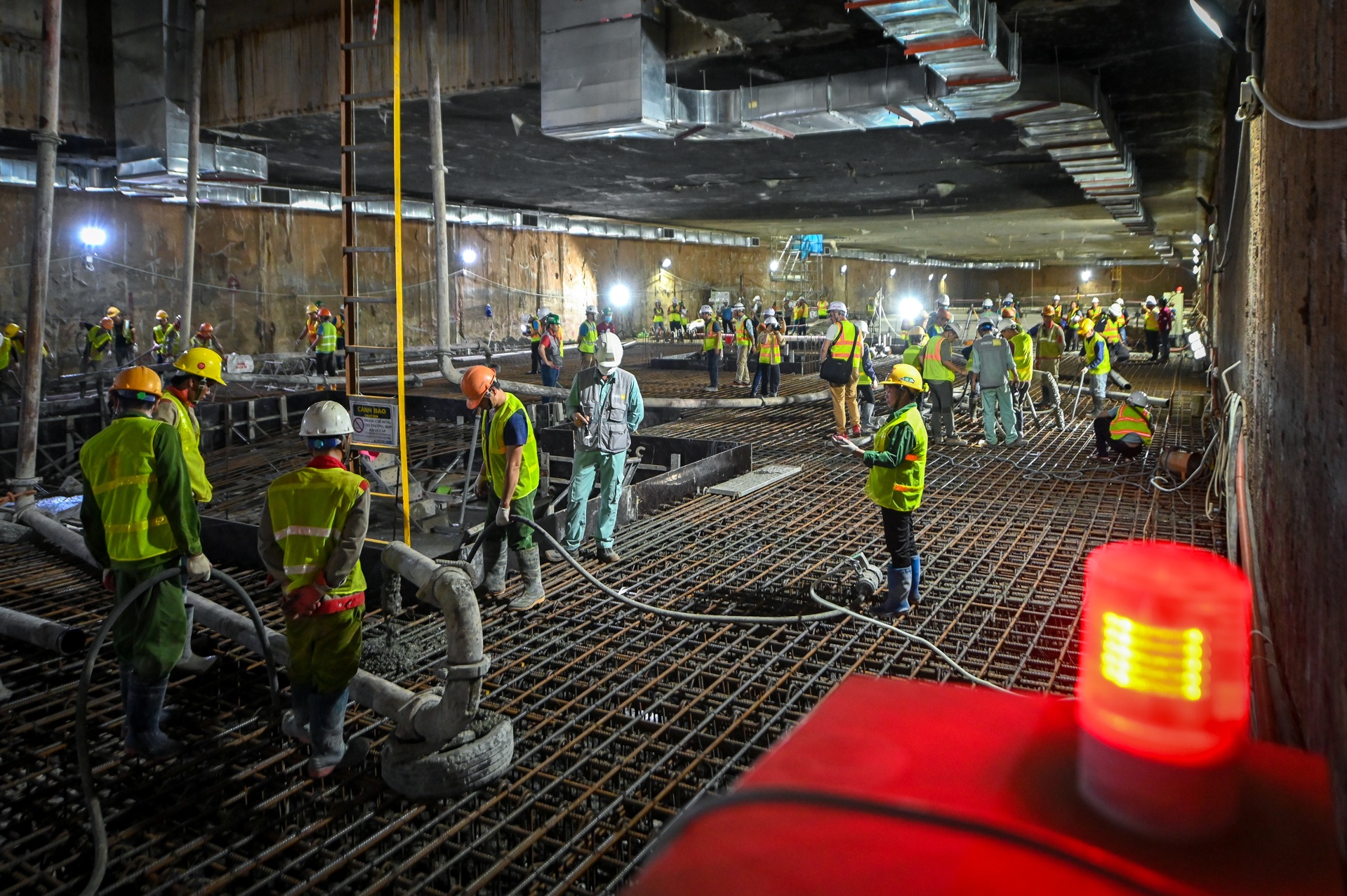 thi cong ga ngam Nhon - Ga Ha Noi anh 1