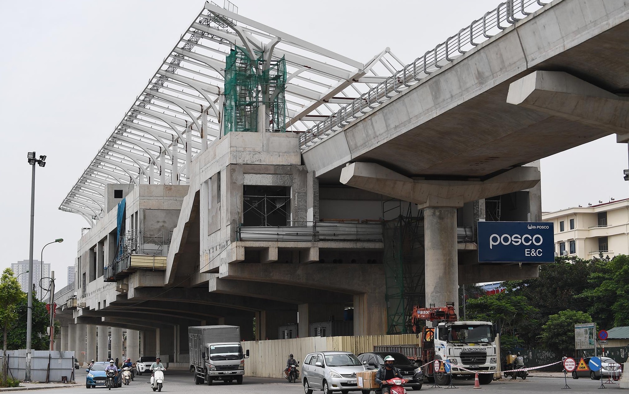Vi sao nha thau du an metro Nhon - Ga Ha Noi doi them hang trieu USD? hinh anh