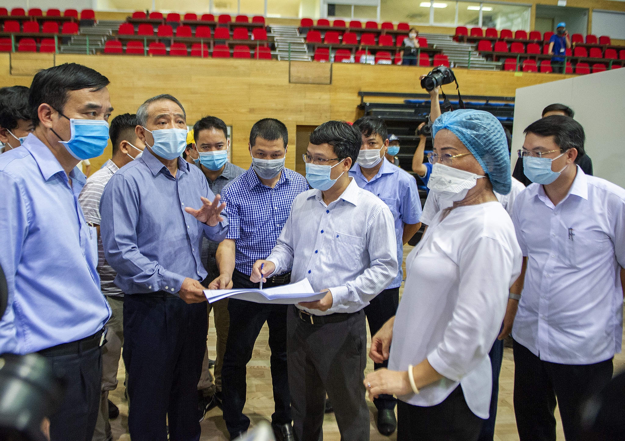 Thi cong benh vien da chien Da Nang anh 8