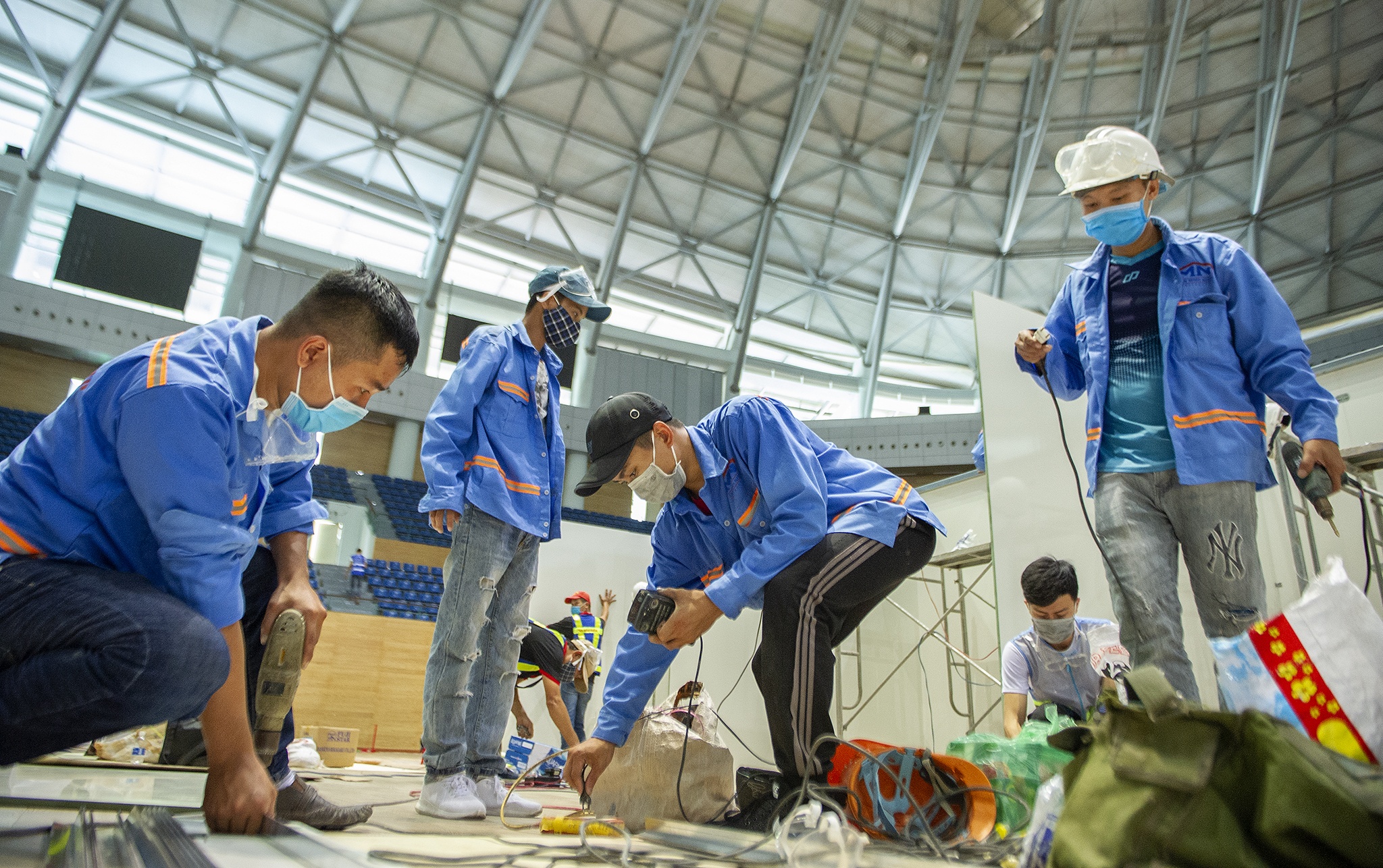 Thi cong benh vien da chien Da Nang anh 10