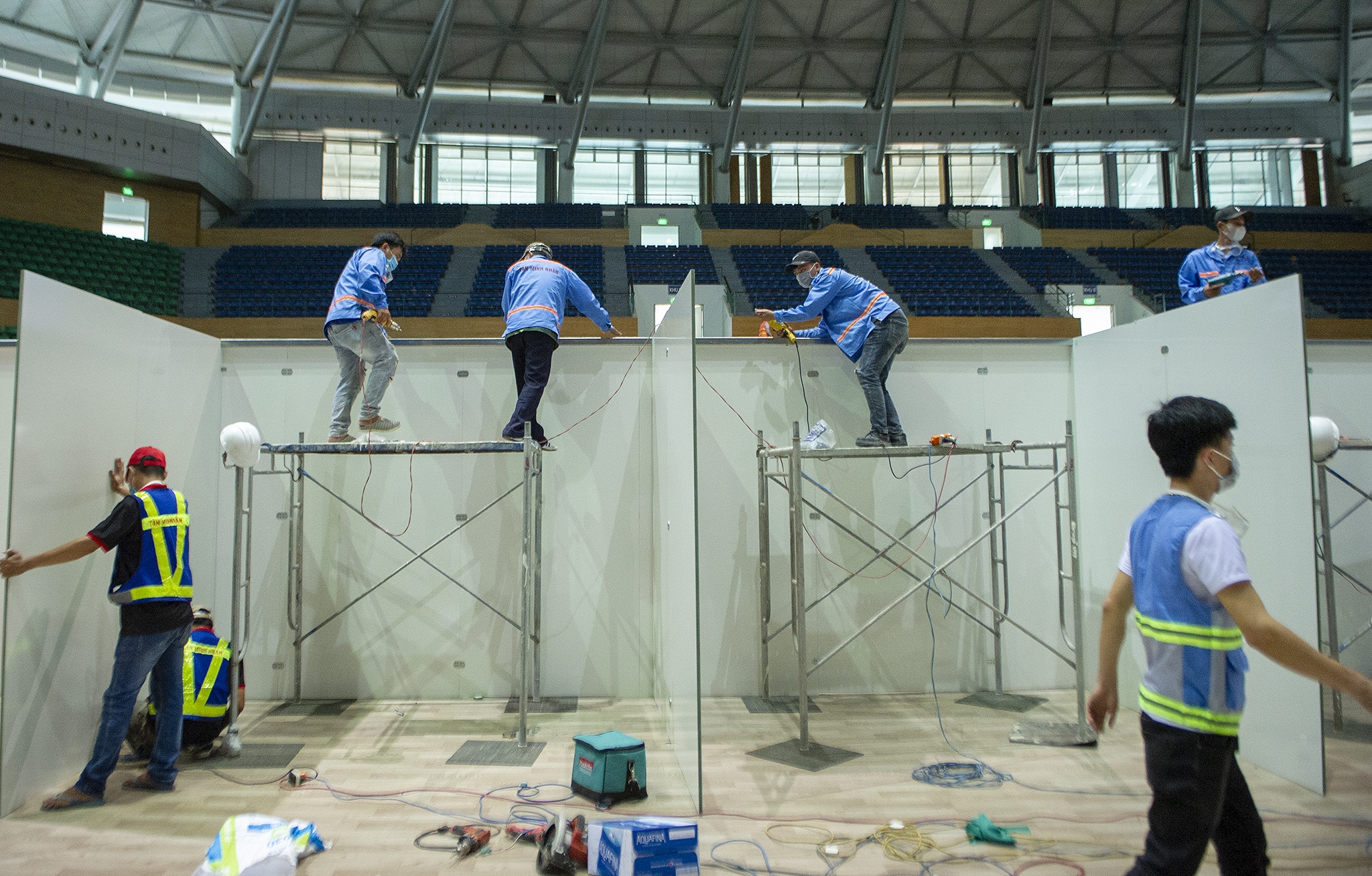 Thi cong benh vien da chien Da Nang anh 14