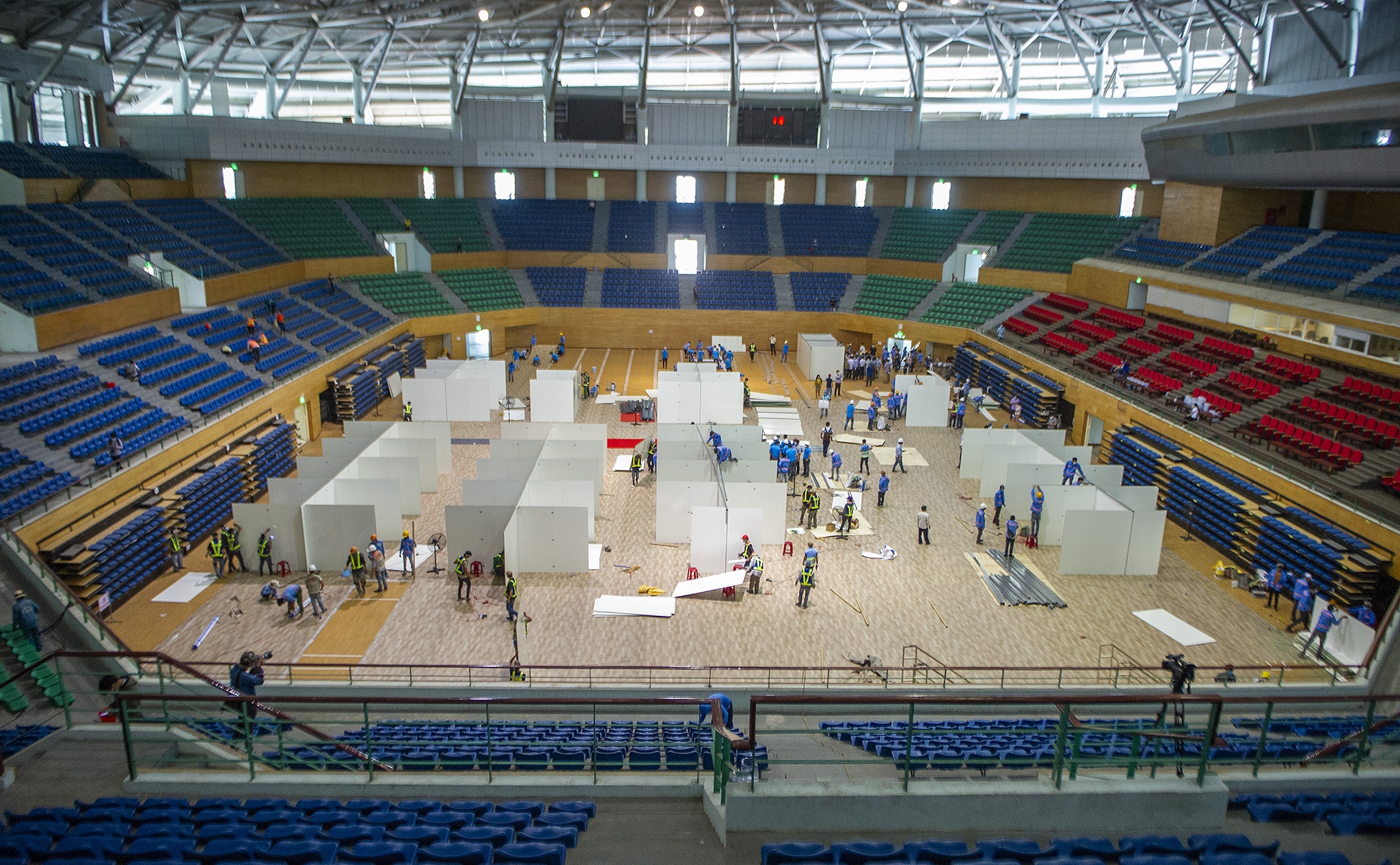 Thi cong benh vien da chien Da Nang anh 7