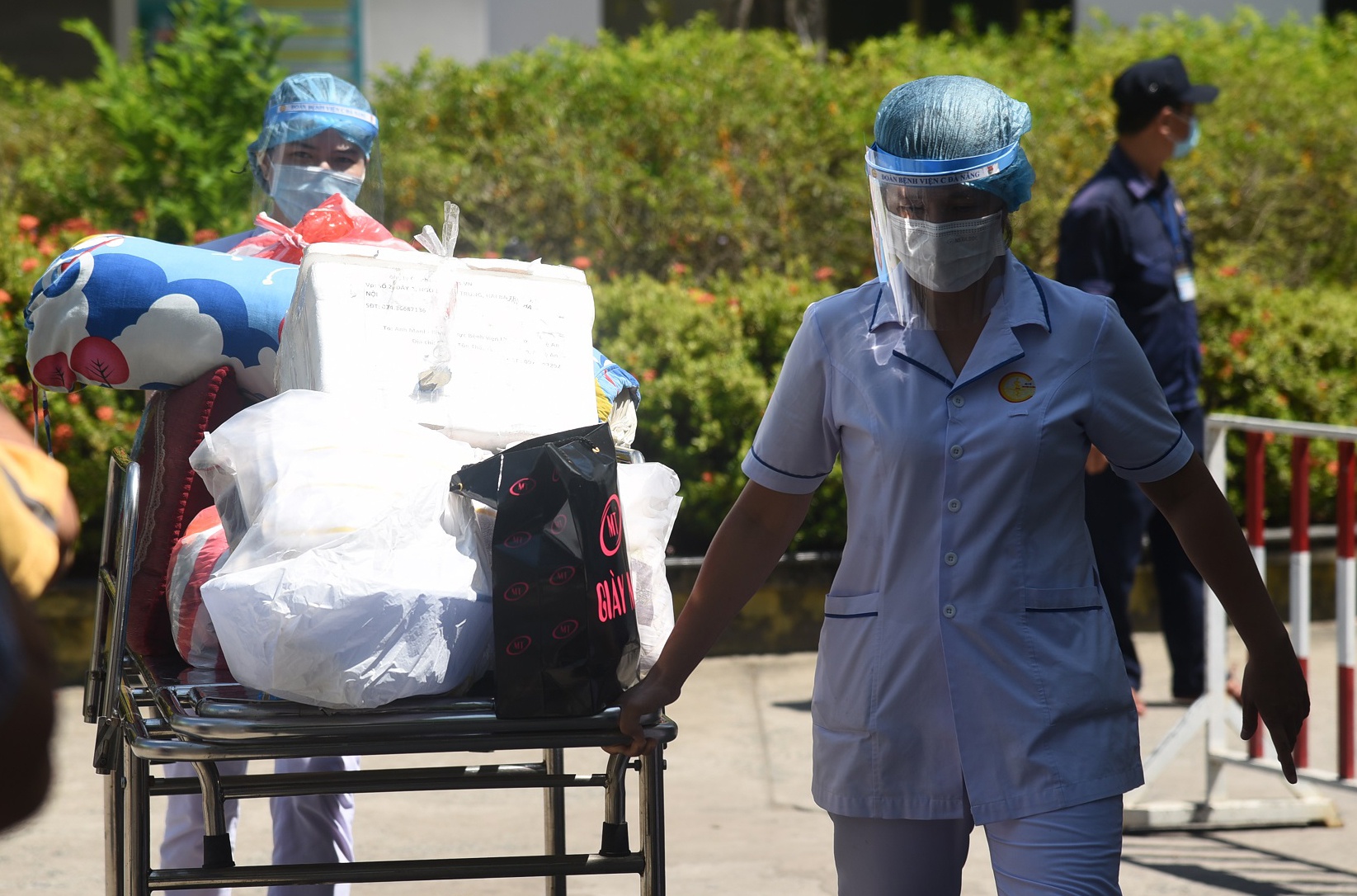 benh vien C Da Nang go phong toa anh 6