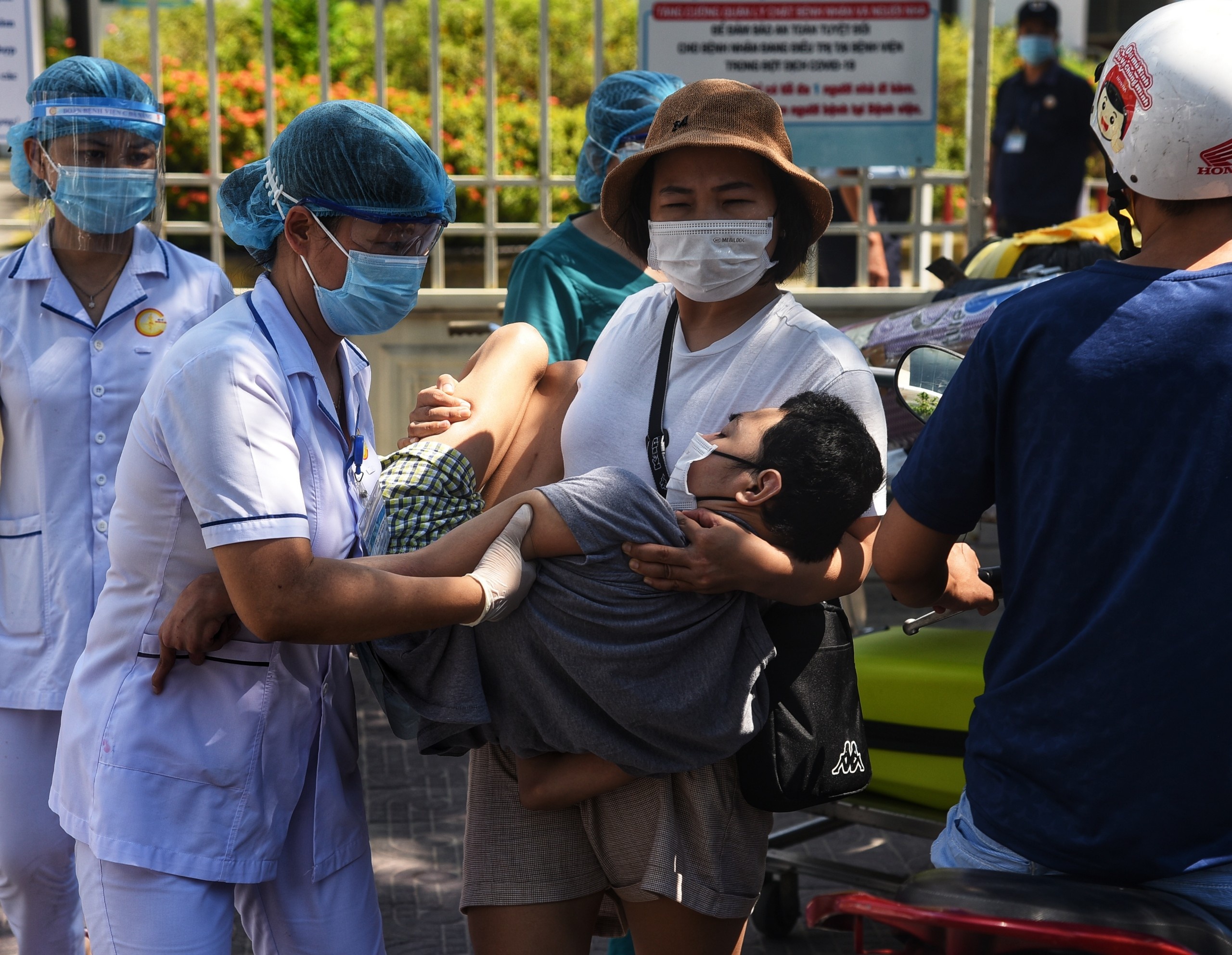 benh vien C Da Nang go phong toa anh 5