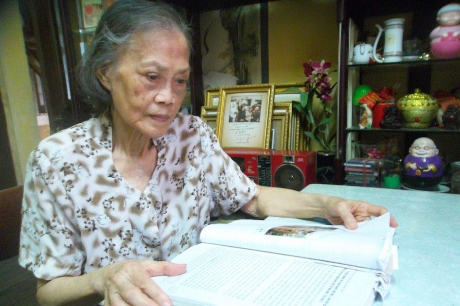 Giao su Le Thi qua doi hinh anh