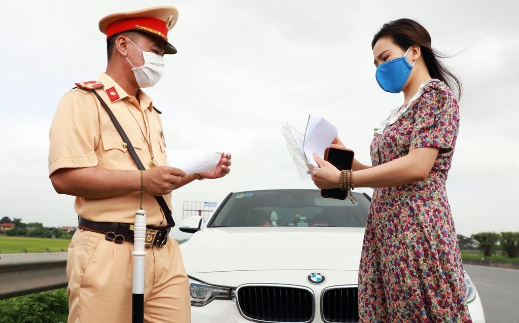 sat hach giay phep lai xe anh 1