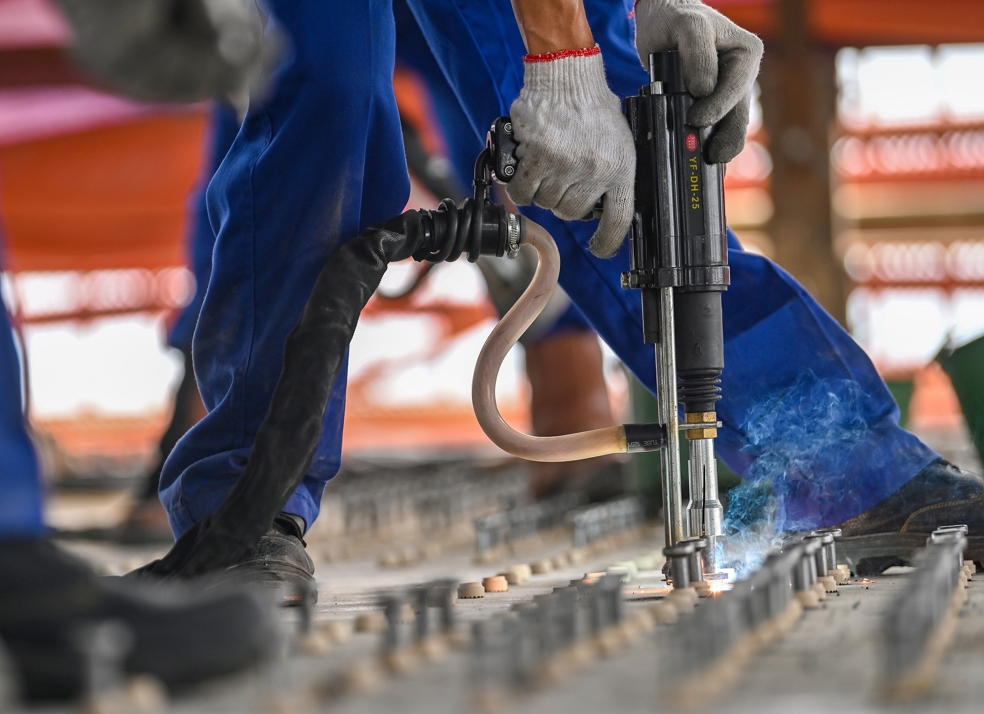 sua chua cau Thang Long anh 3