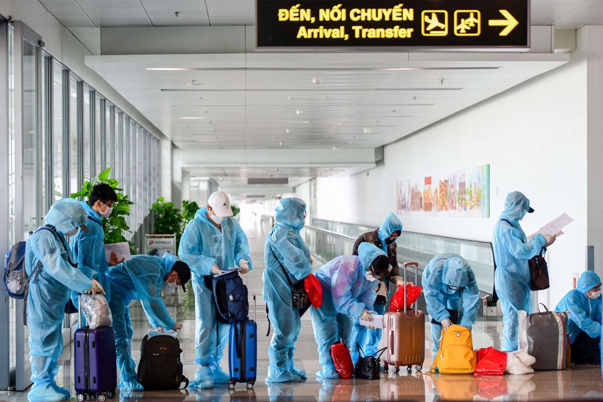 bay quoc te ve Viet Nam anh 2