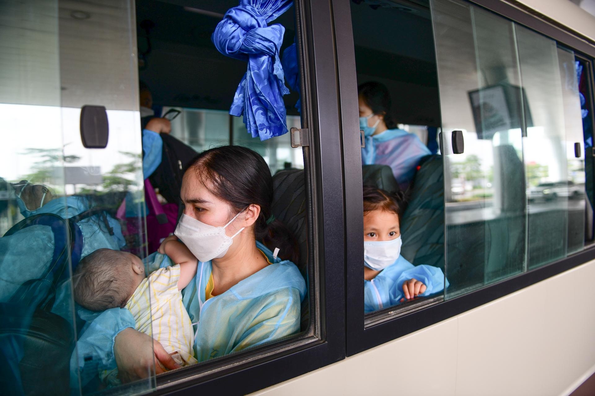 bay quoc te ve Viet Nam anh 1