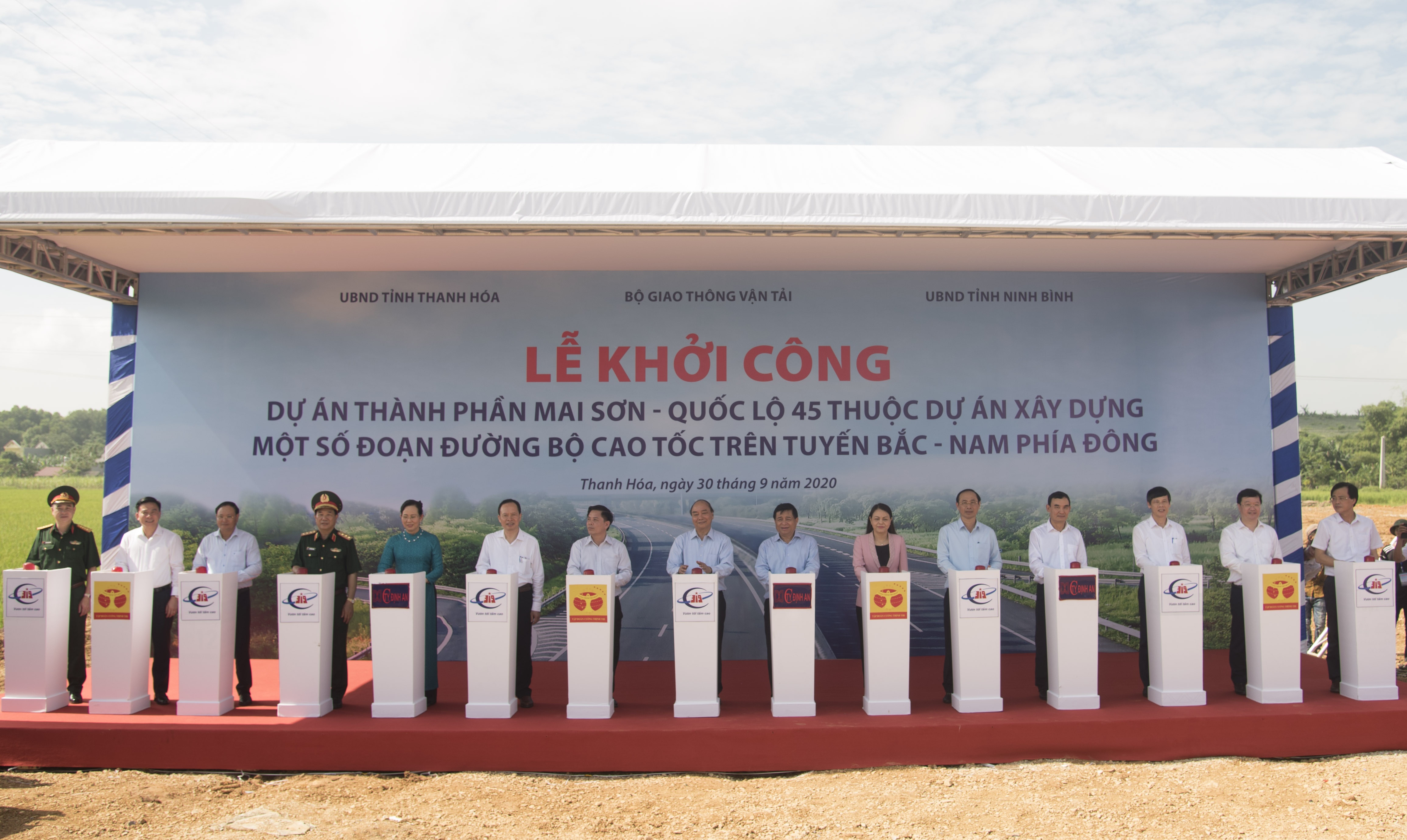 khoi cong cao toc Bac - Nam anh 2