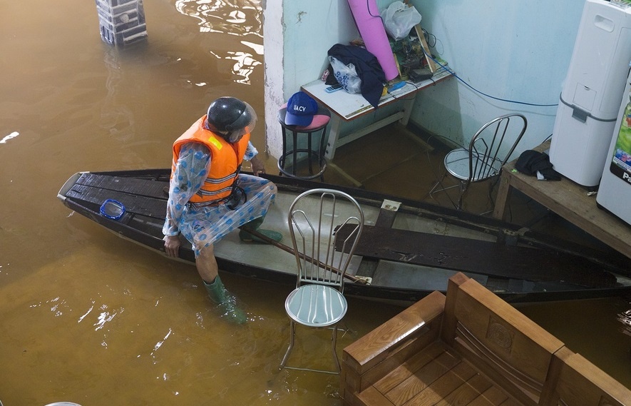 Mua lu lam 5 nguoi chet, 8 nguoi mat tich hinh anh