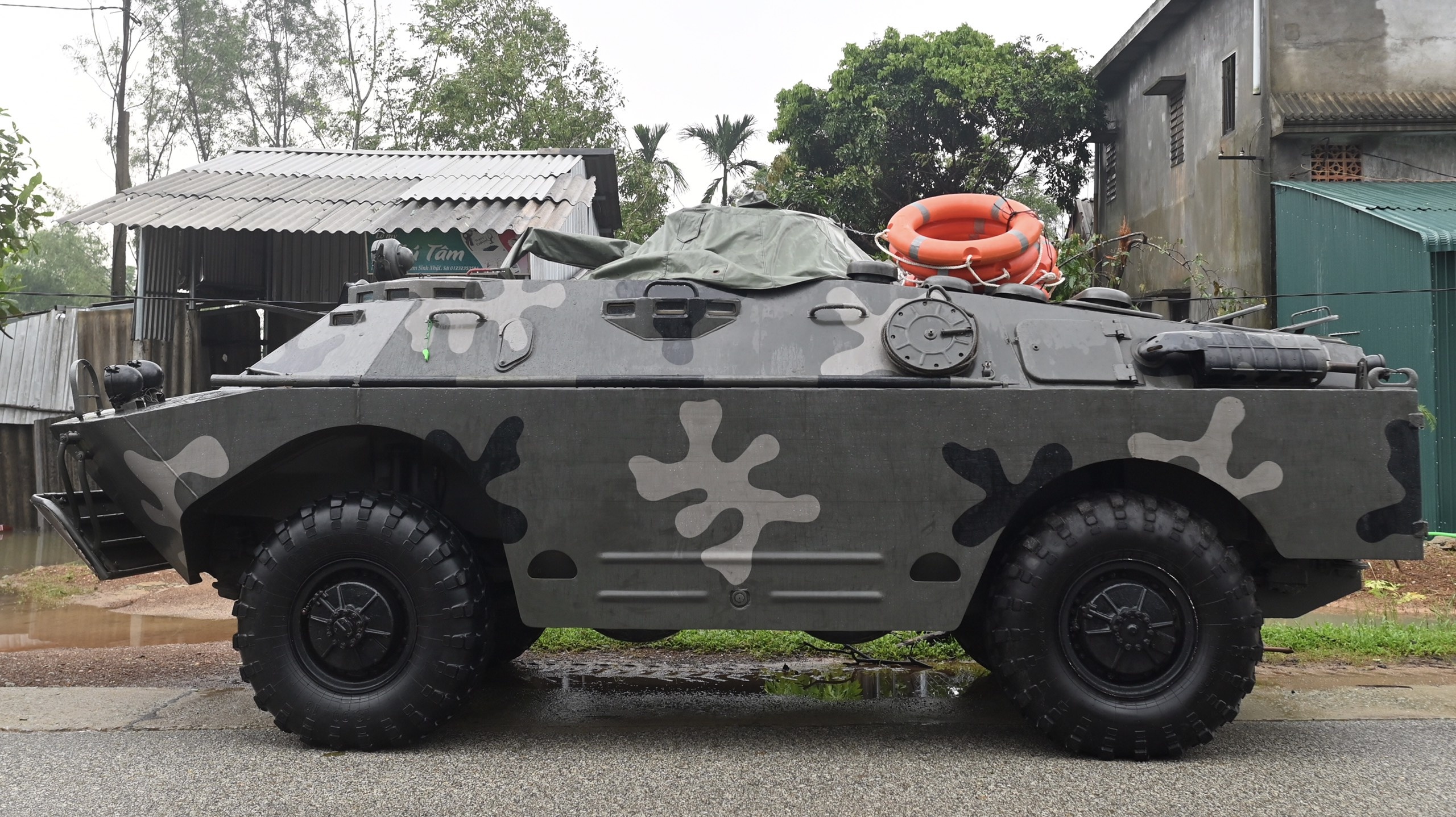 xe boc thep vao thuy dien Rao Trang anh 6