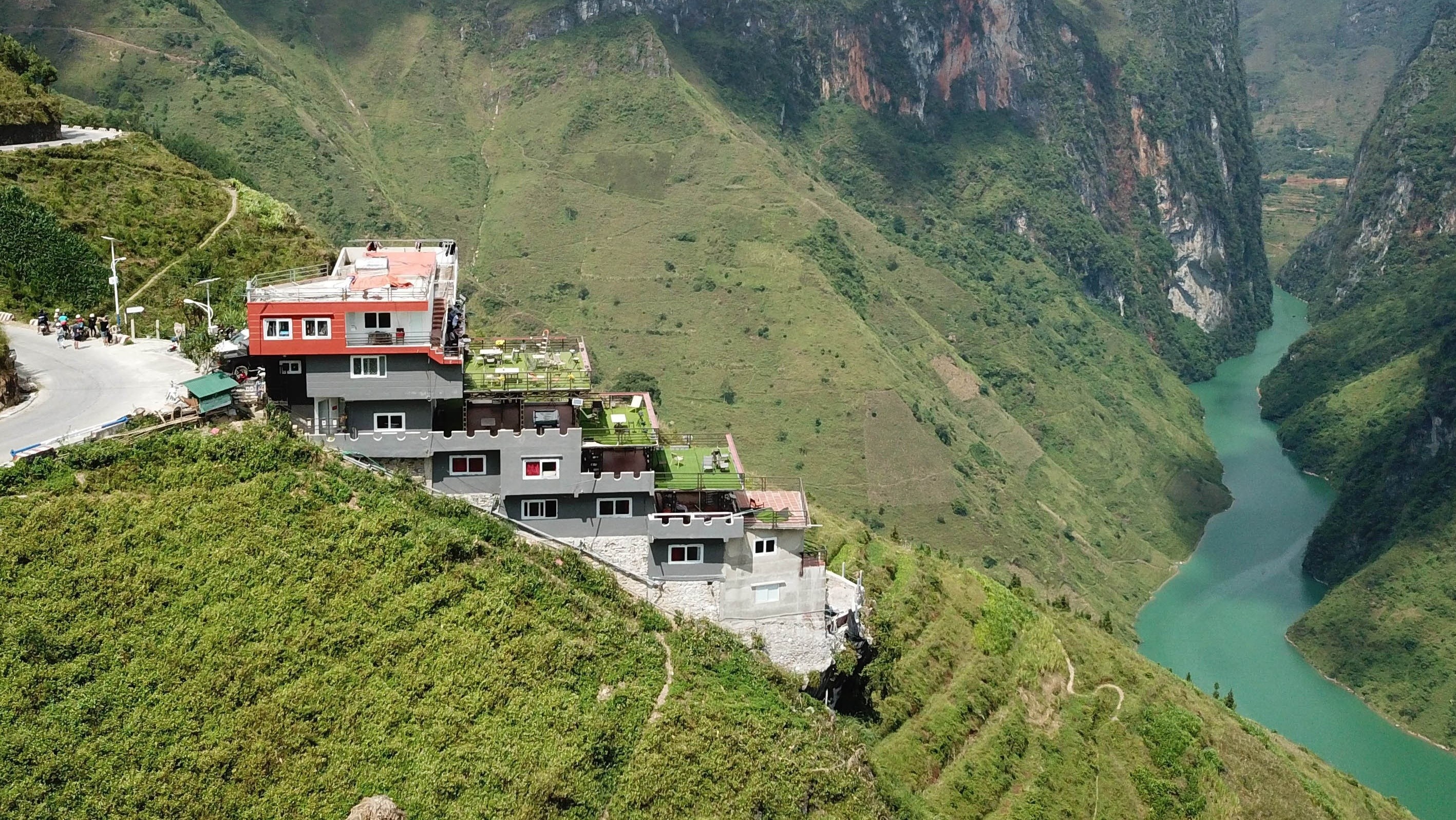 Ma Pi Leng Panorama don khach anh 2