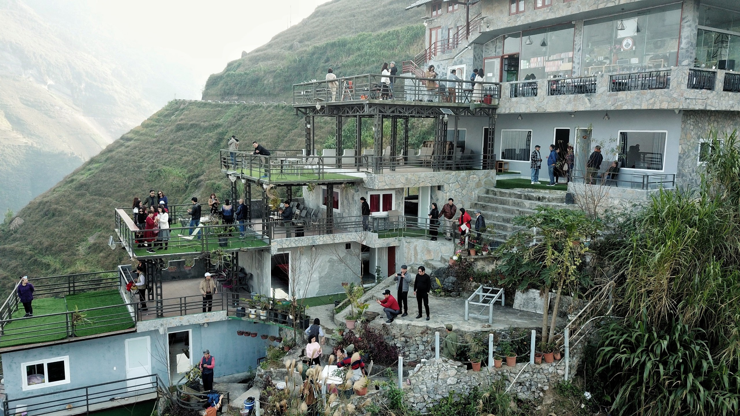 Ma Pi Leng Panorama don khach anh 5