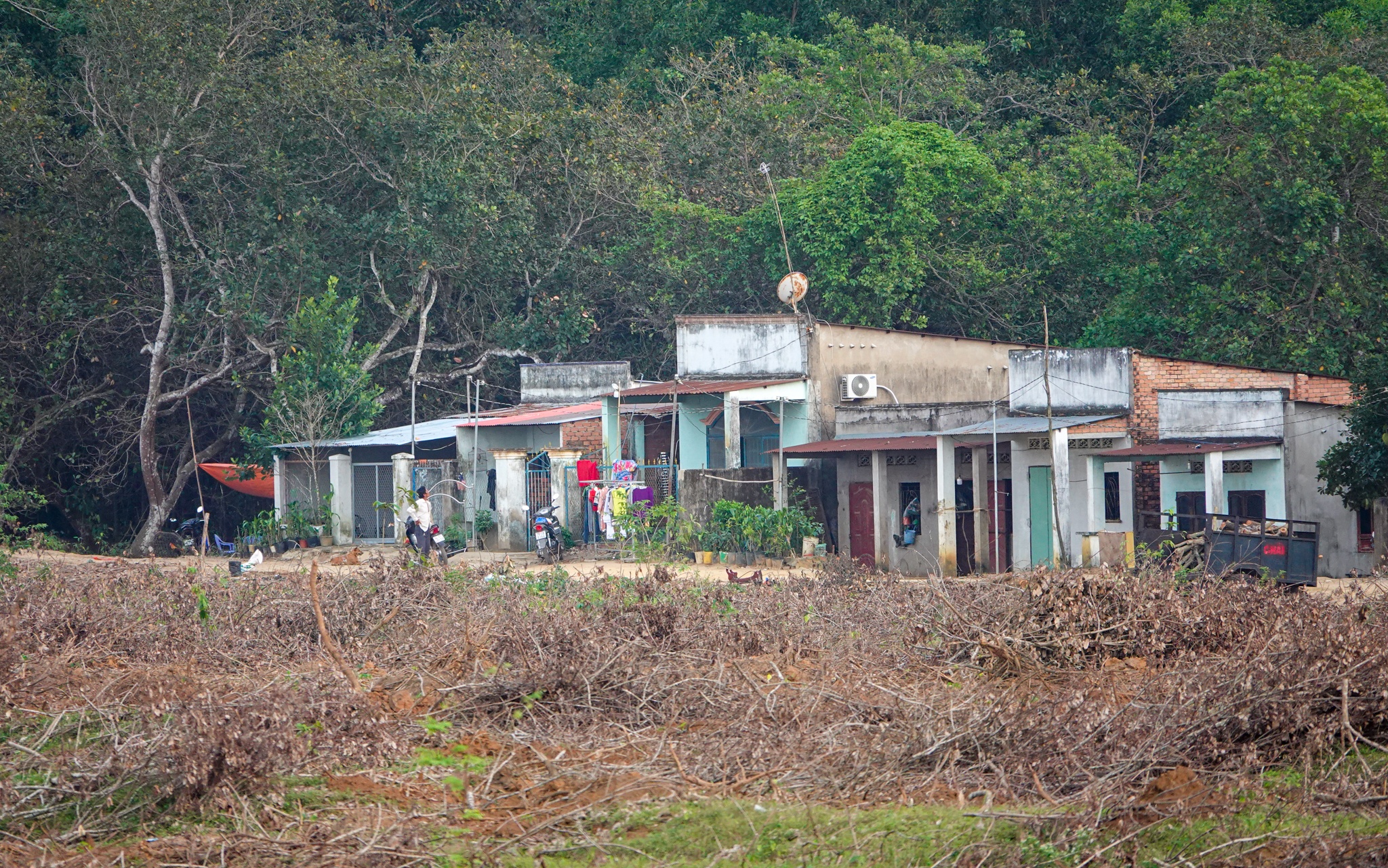 bom min san bay Long Thanh anh 7