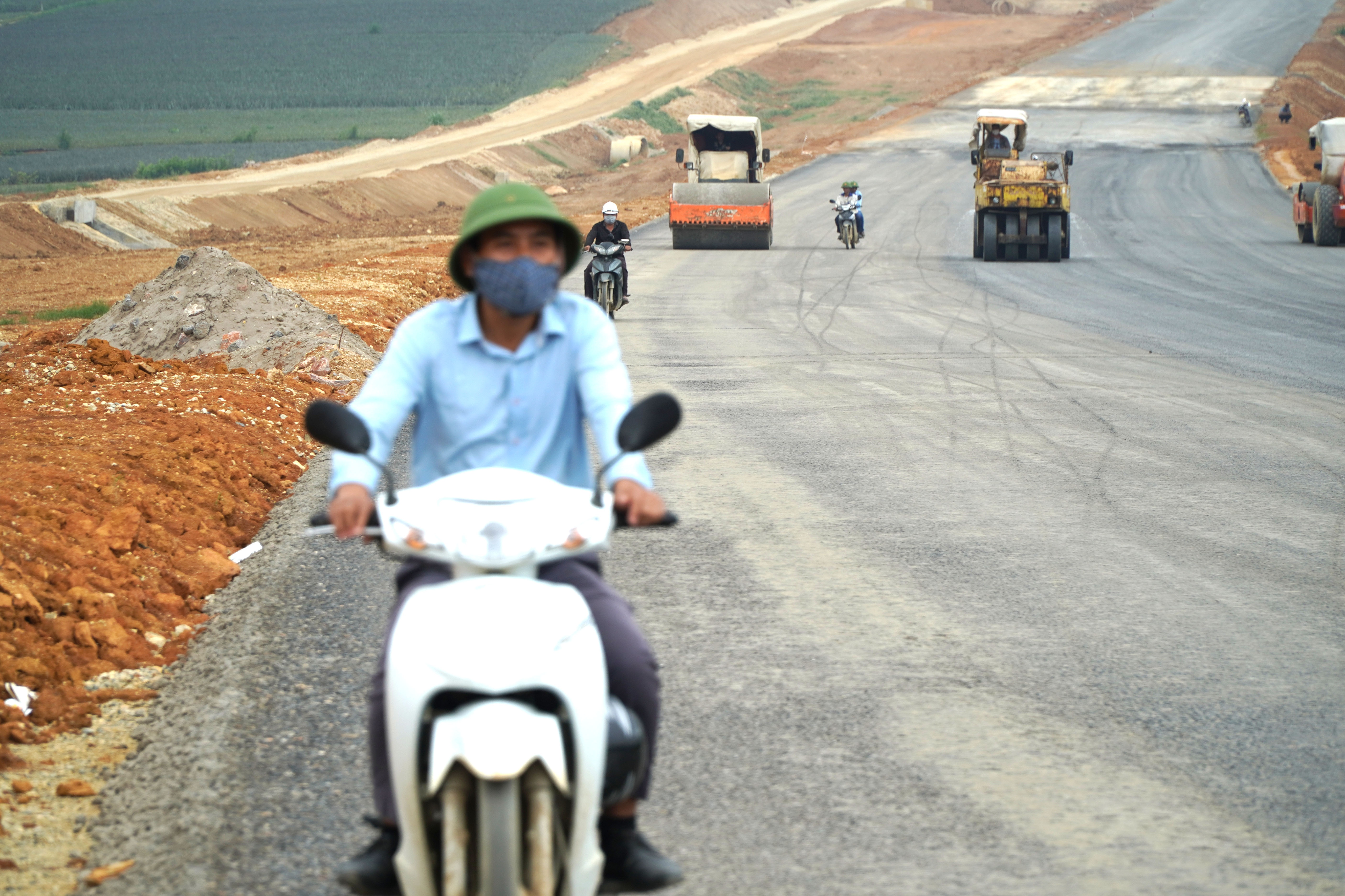 giai phong mat bang cao toc Bac - Nam anh 1