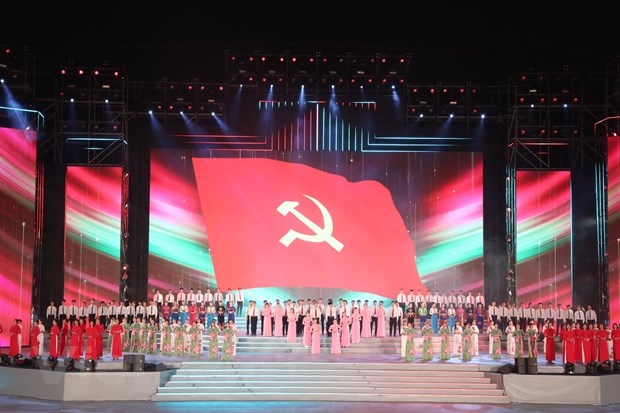 Nghe thuat chao mung dai hoi Dang anh 3