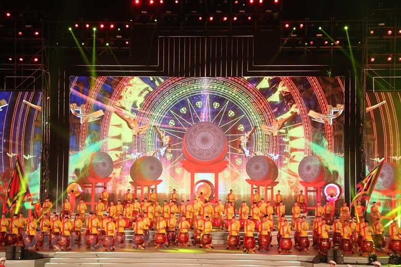 Chuong trinh nghe thuat mung Dai hoi Dang: Ton vinh hao khi non song hinh anh