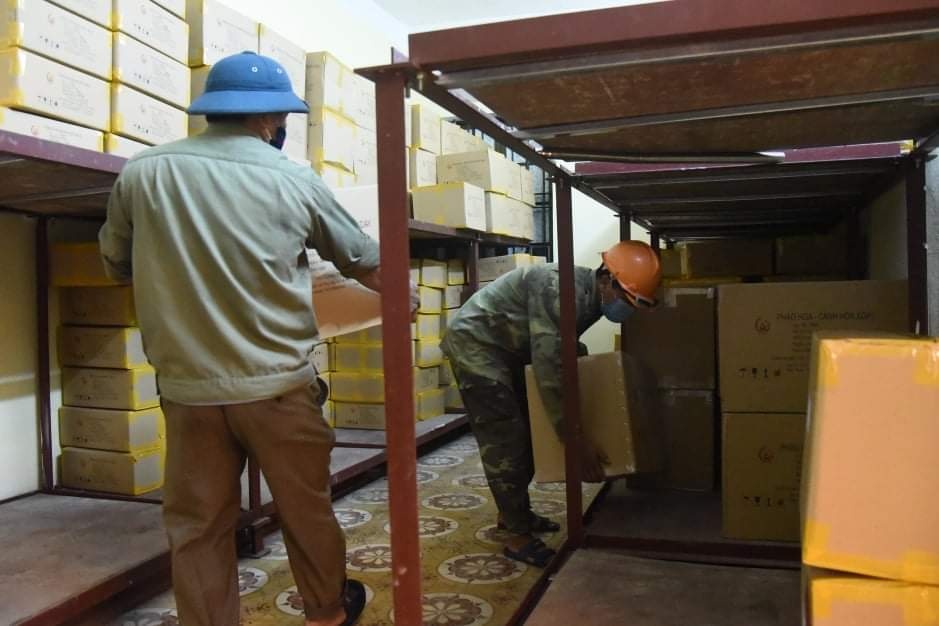 phao hoa khong tieng no anh 12