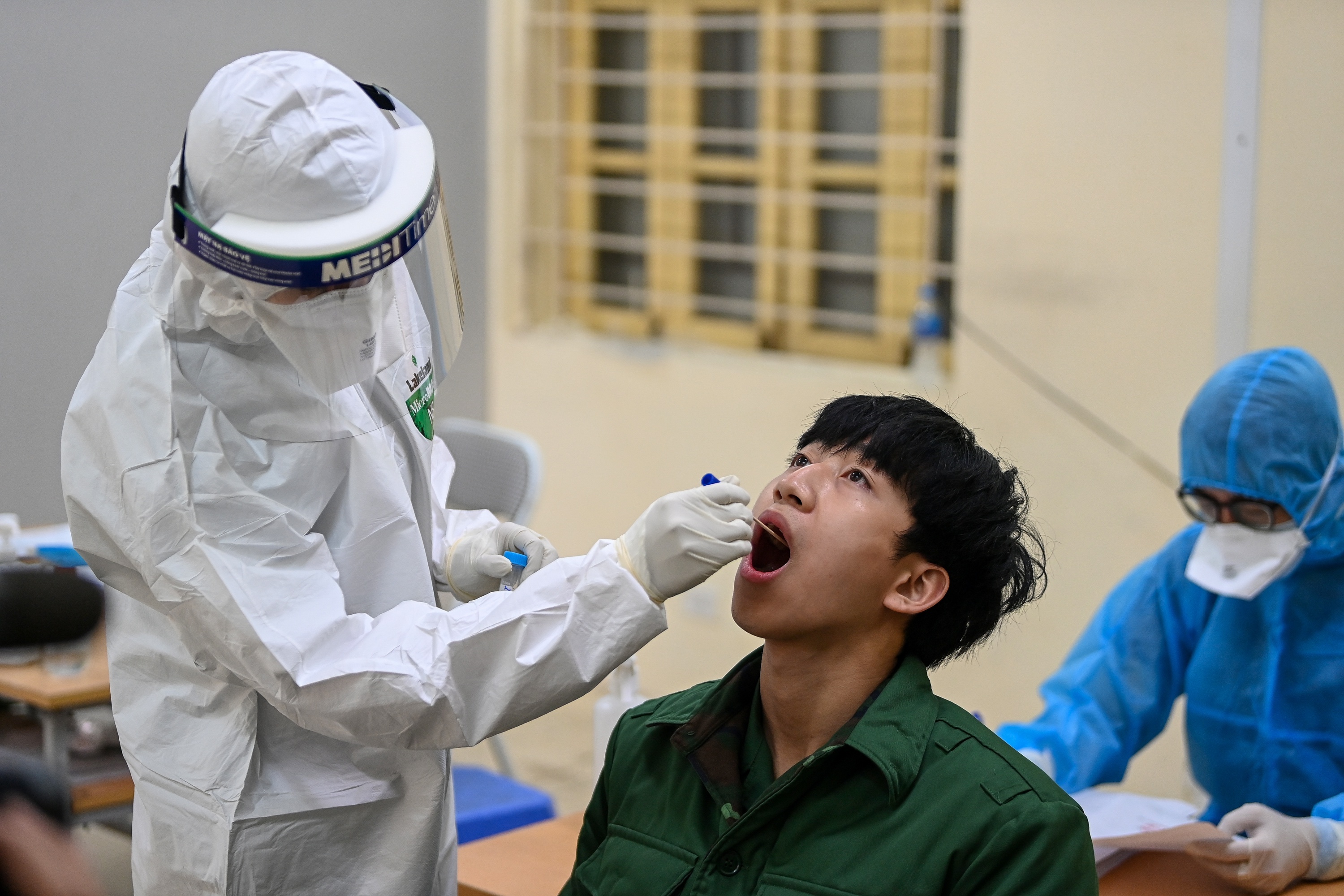 tan binh nhap ngu 2021 anh 1