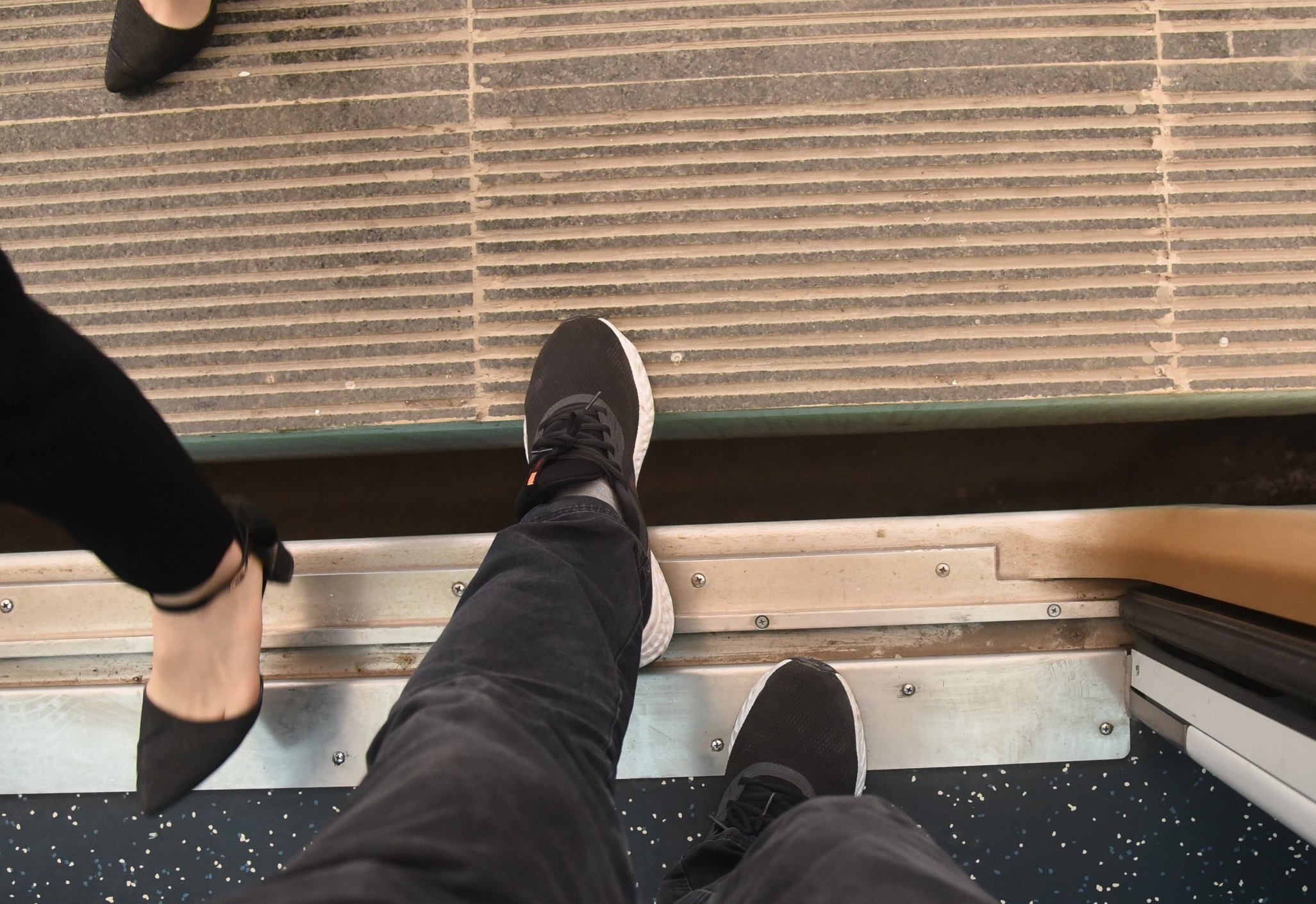 gia ve duong sat Cat Linh - Ha Dong anh 8