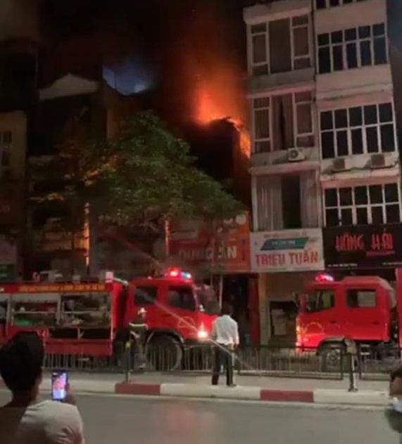 chay lam 4 nguoi chet anh 3