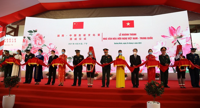 Bo truong Quoc phong Viet Nam - Trung Quoc anh 7