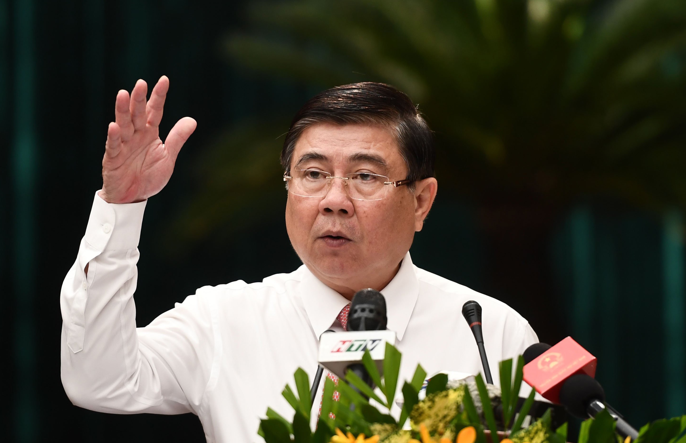 Nhiem ky nhieu thach thuc cua lanh dao UBND TP.HCM hinh anh