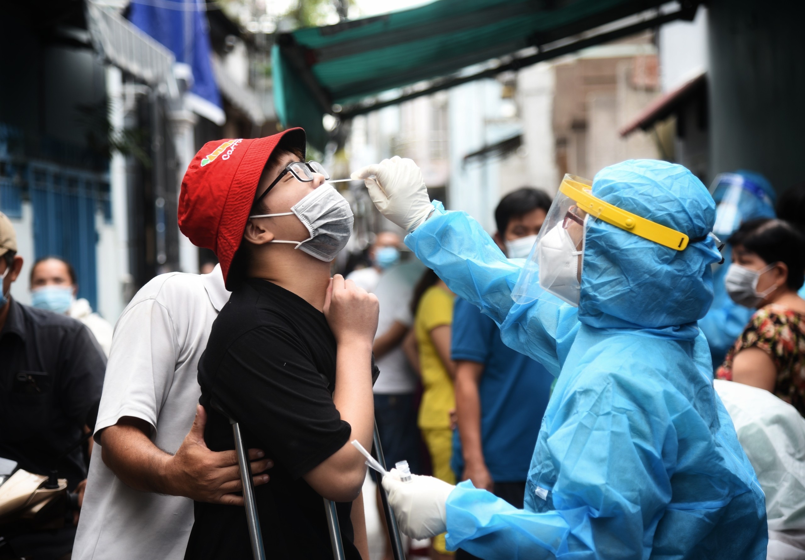 Chien thuat 'danh hem' ghim chan F0 o Go Vap hinh anh