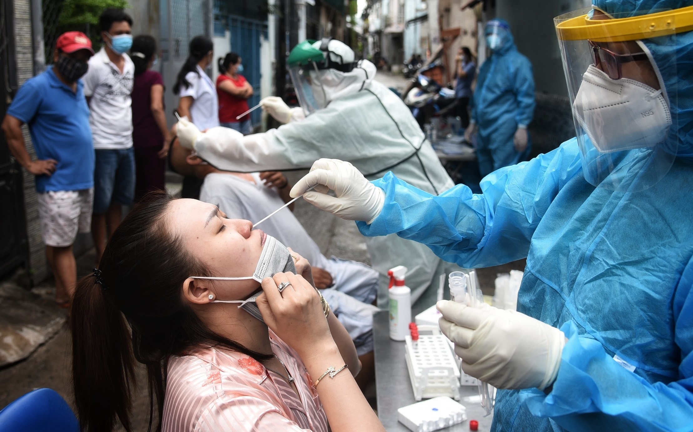 quan Go Vap chong dich Covid-19 anh 1