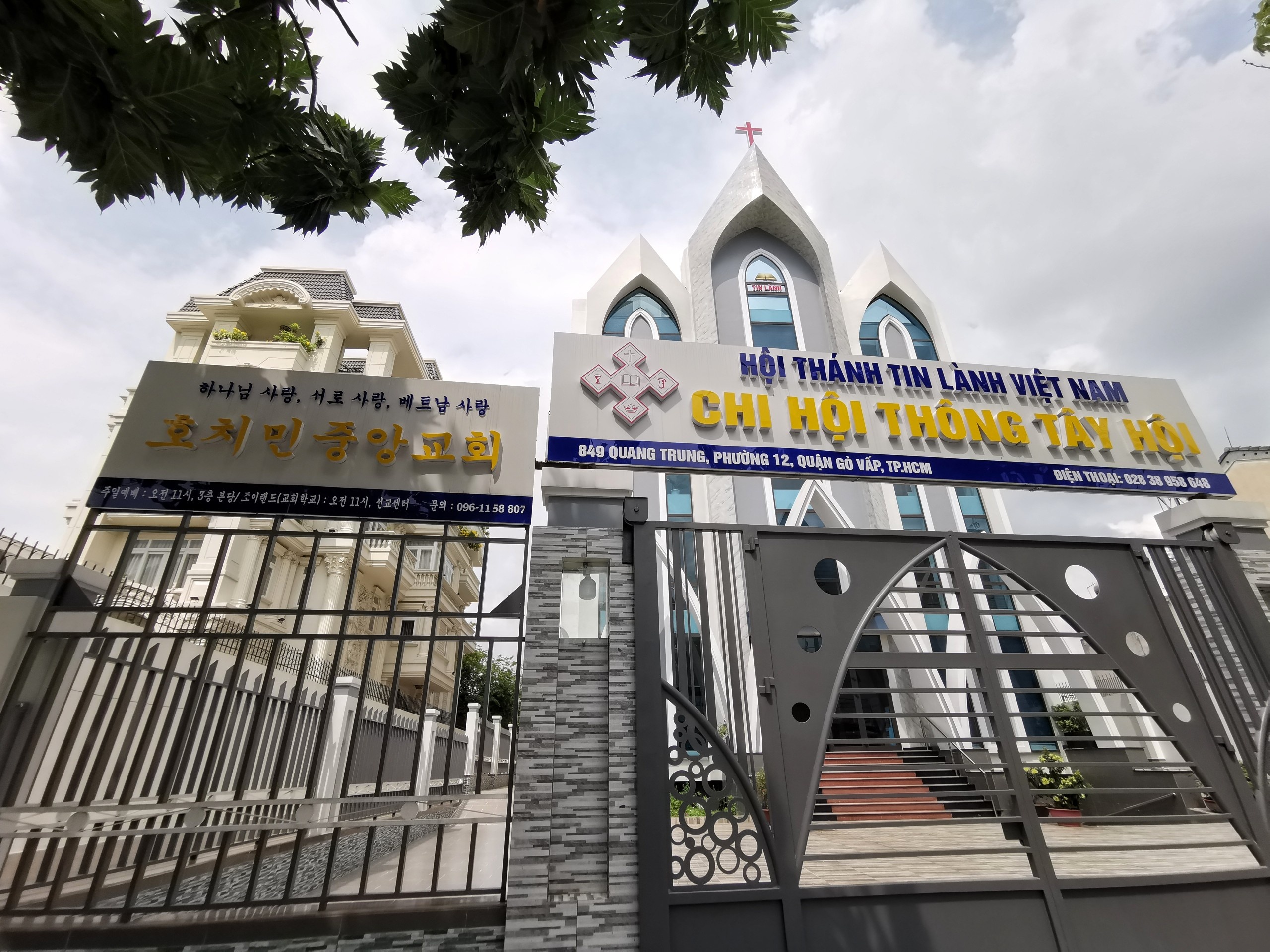 dung sinh hoat ton giao tap trung anh 1