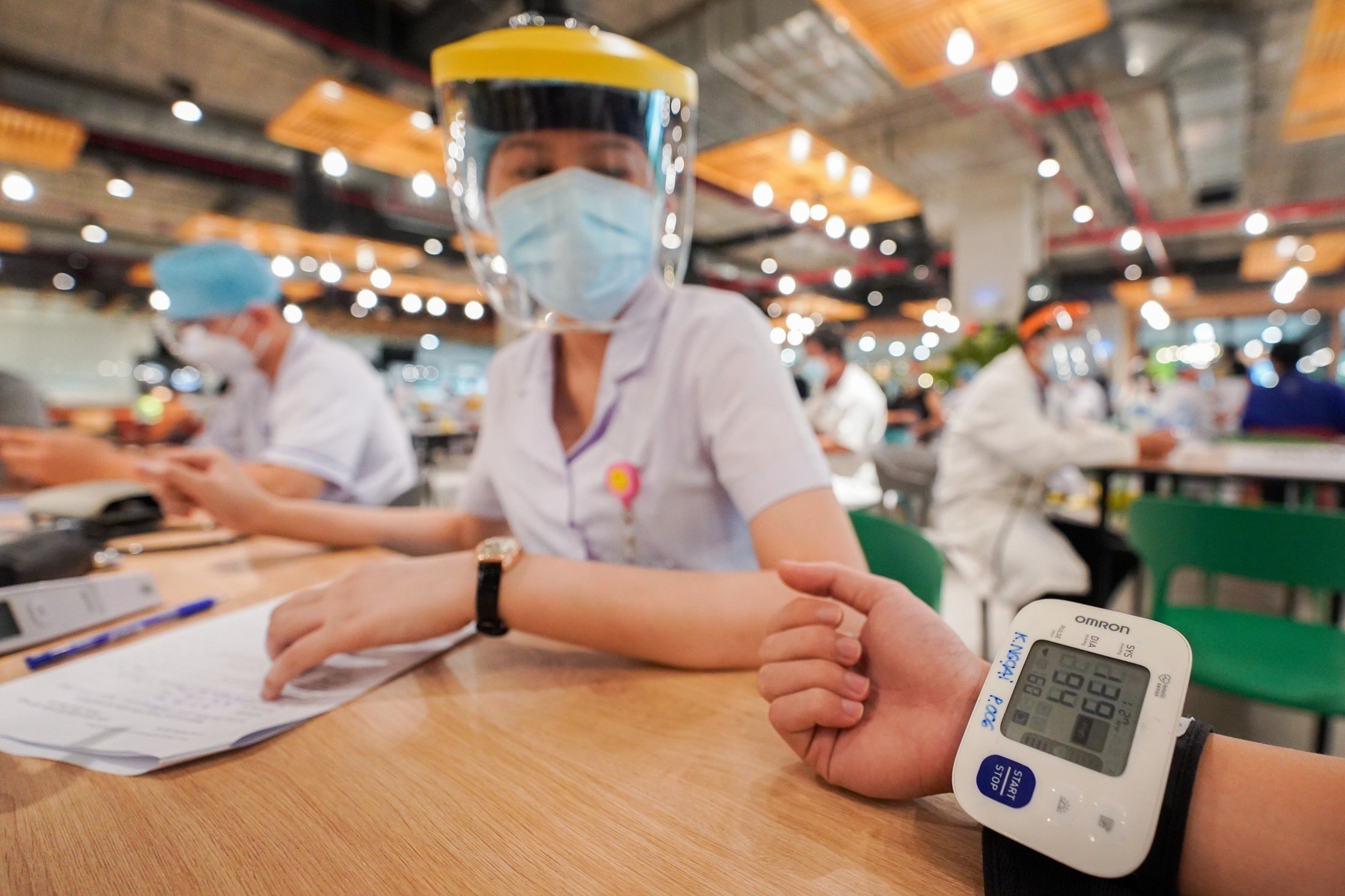 TP.HCM phan loai 4 nhom duoc uu tien su dung kit test nhanh hinh anh