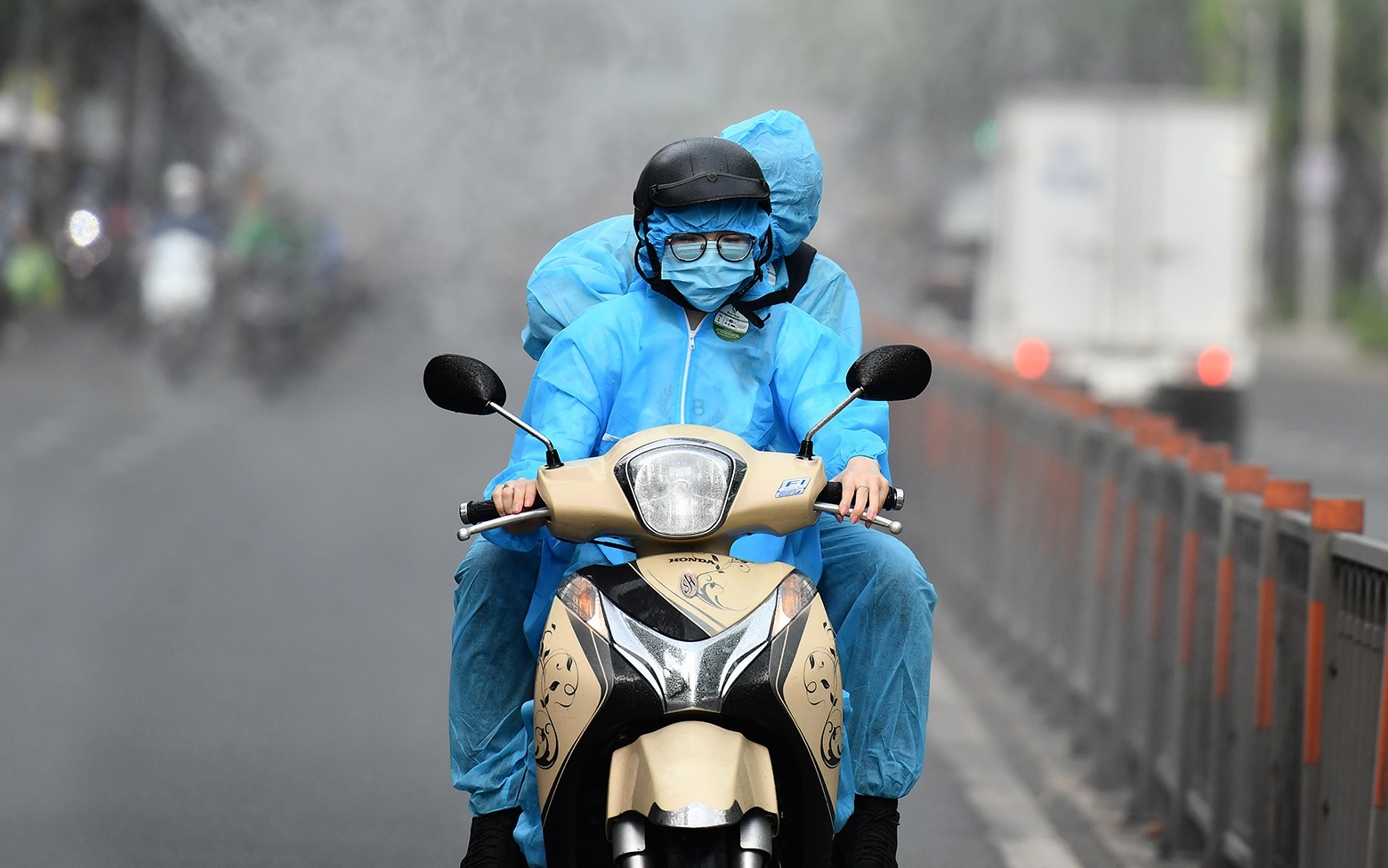 Mot thang gian cach xa hoi o TP.HCM hinh anh