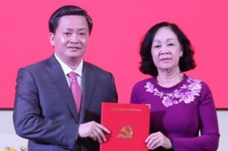 Chu tich HDQT Vietinbank lam Bi thu Tinh uy Ben Tre hinh anh