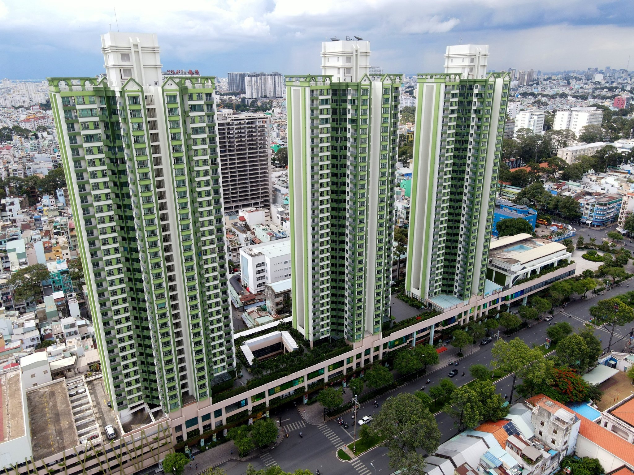 benh vien da chien Thuan Kieu Plaza anh 11