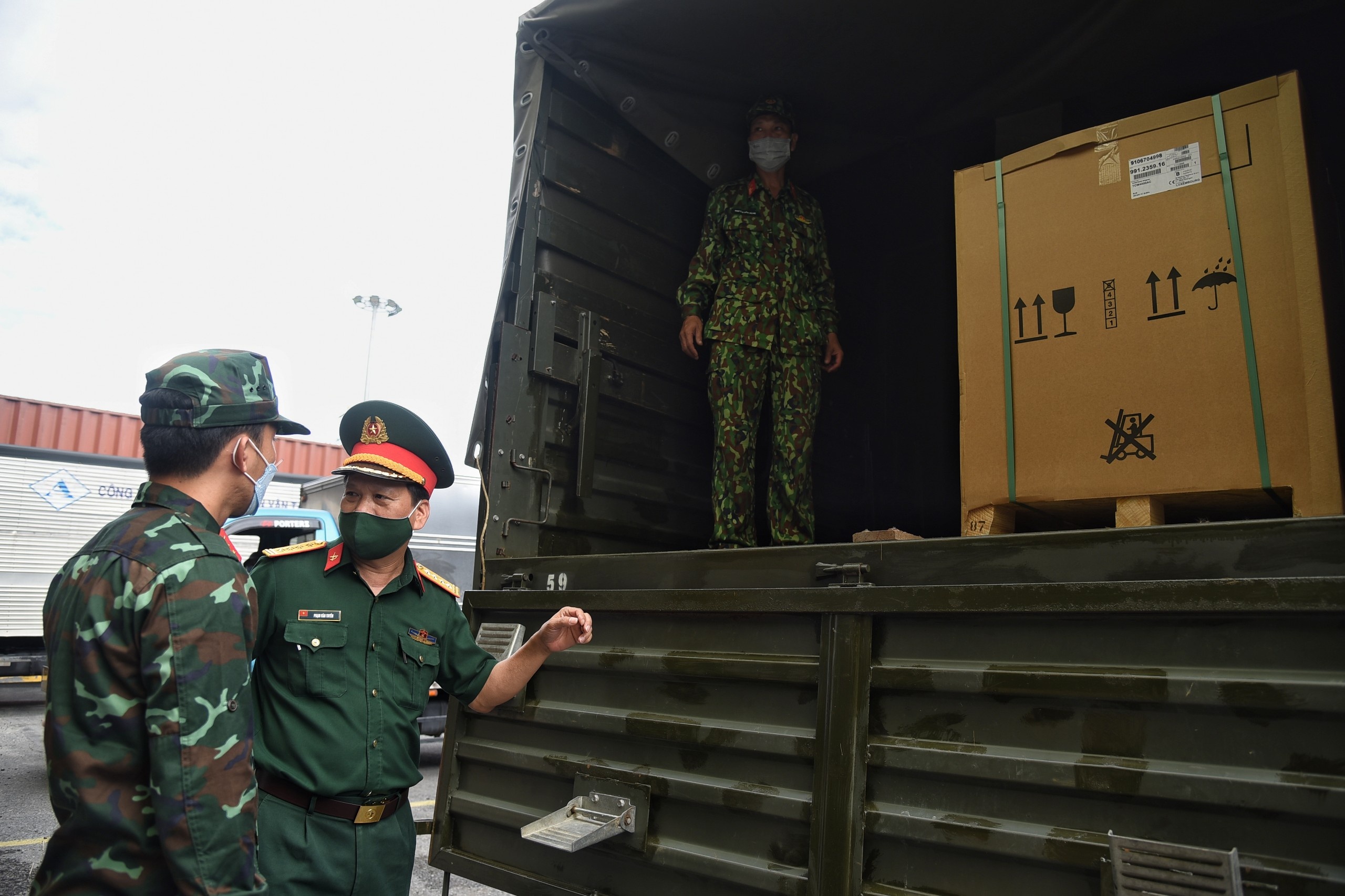 kho chua vaccine cho TP.HCM anh 4