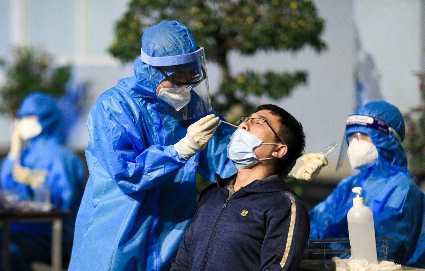 Bac Ninh cach ly xa hoi mot huyen hon 100.000 dan hinh anh