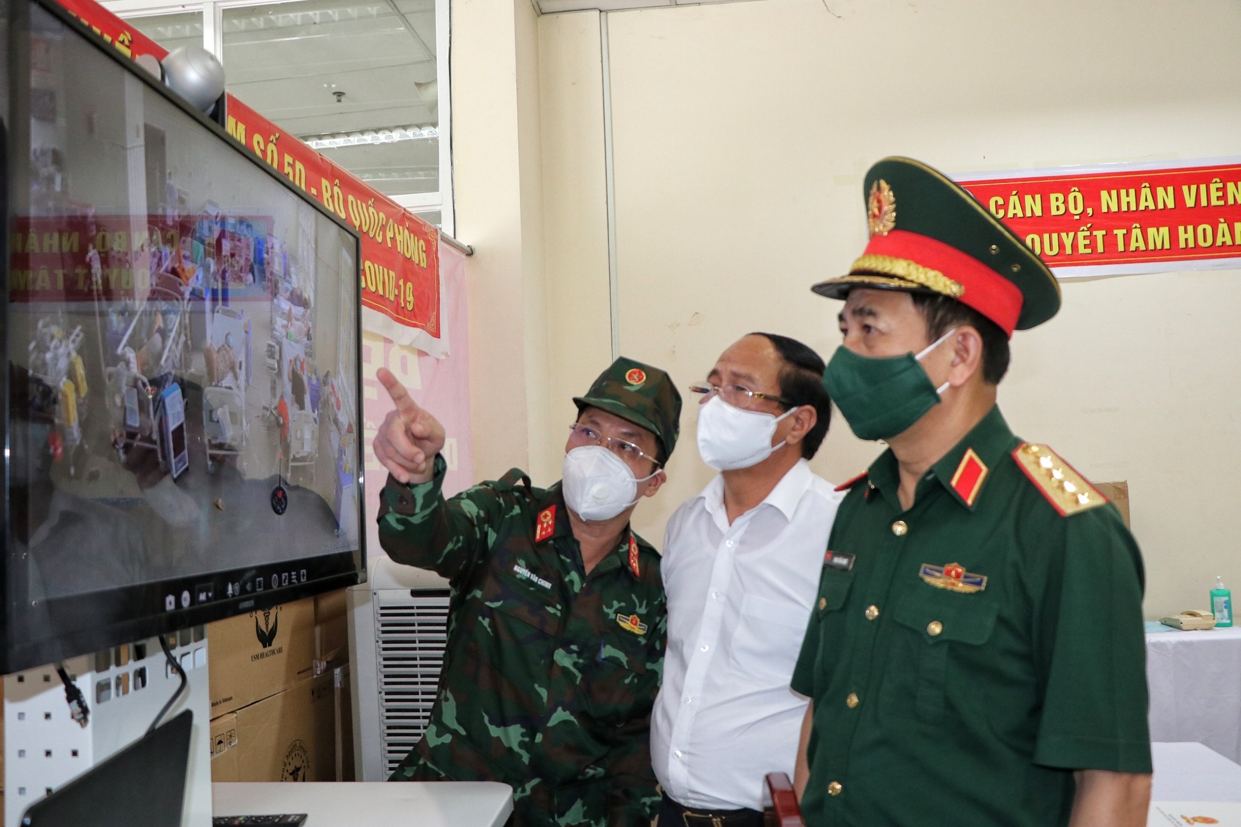 Dai tuong Phan Van Giang vao TP.HCM anh 1