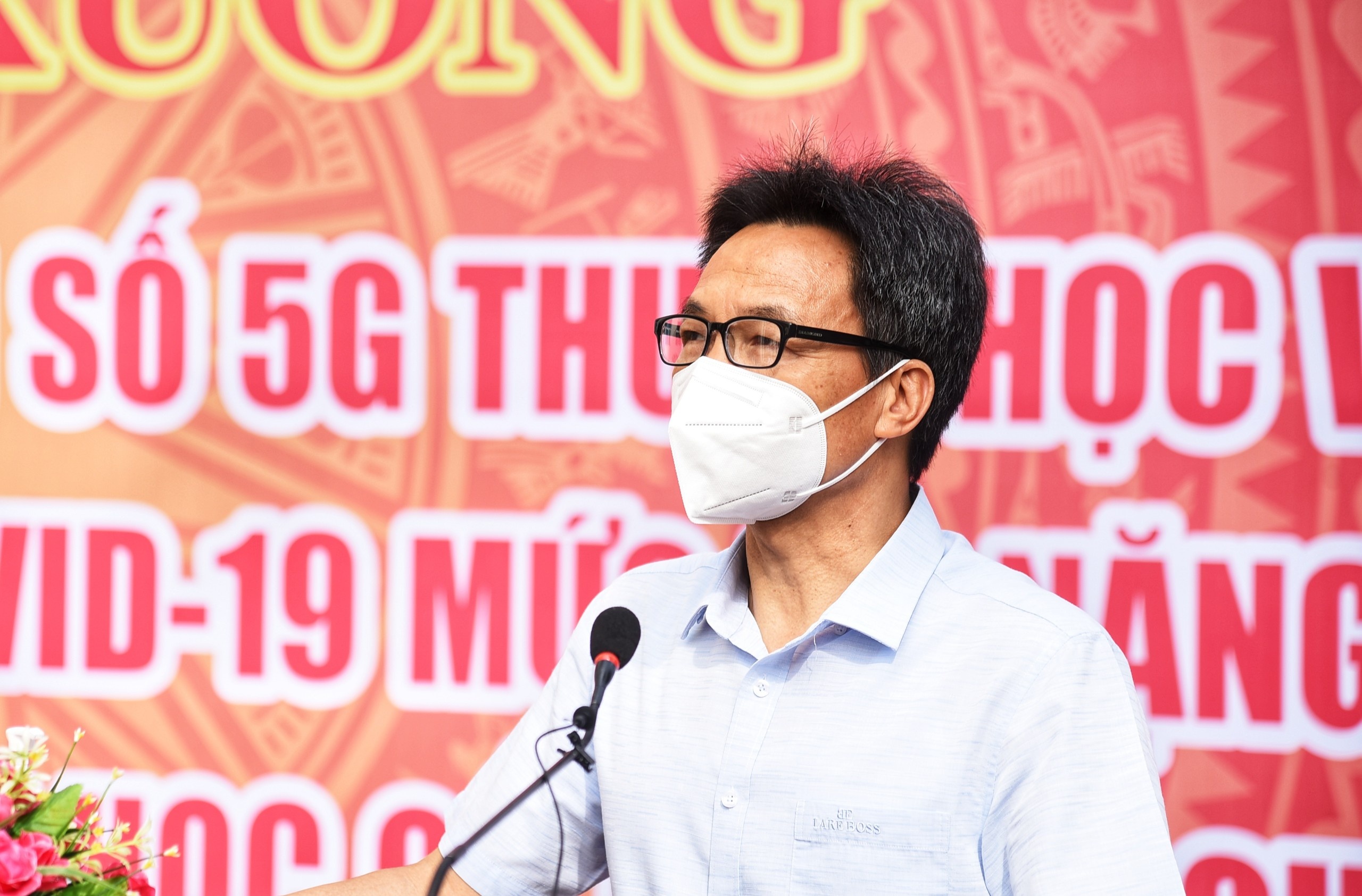 Pho thu tuong tham benh vien 5G anh 2