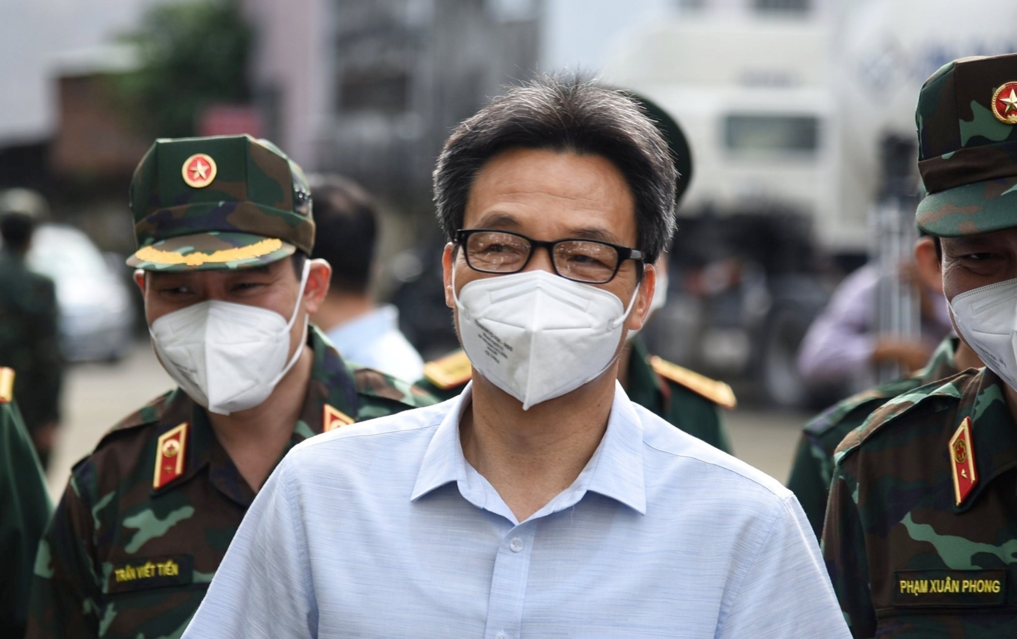 Pho thu tuong tham benh vien 5G anh 1