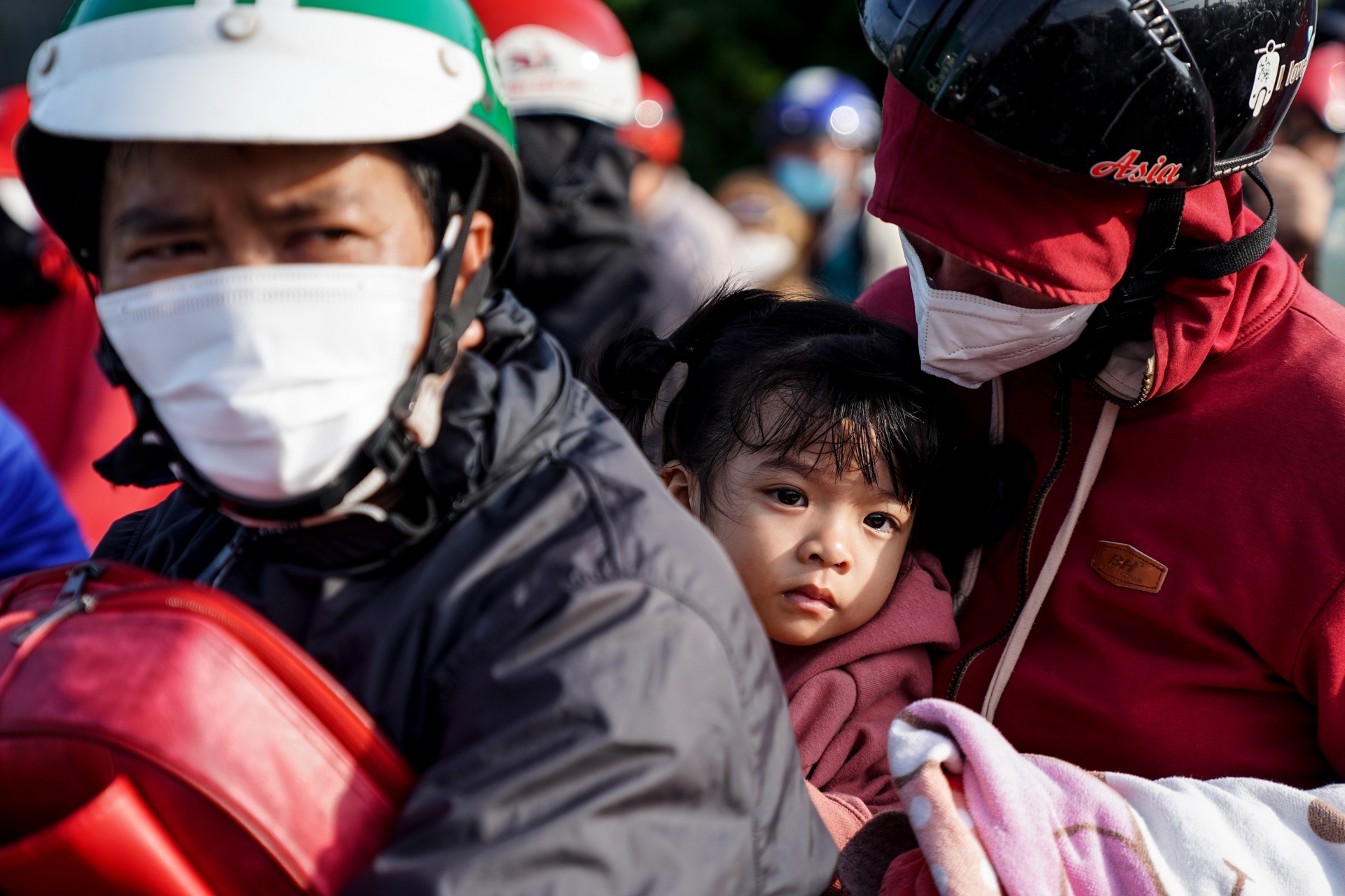 Bo GTVT yeu cau chuan bi du xe dua nguoi dan mien Tay ve que hinh anh