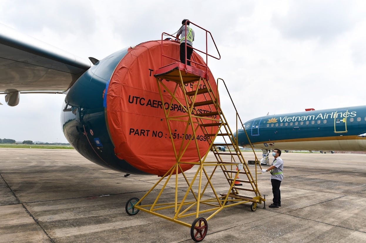 khoi phuc duong bay Ha Noi anh 4