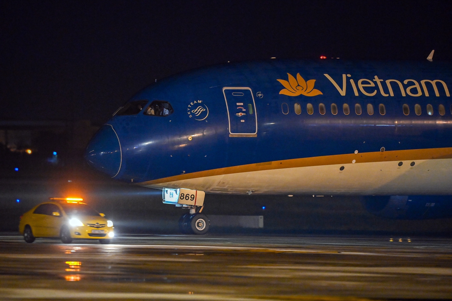 khoi phuc duong bay noi dia anh 1