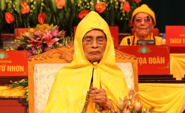 Duc Phap chu Thich Pho Tue di nguyen tang le gian don, khong vong hoa hinh anh